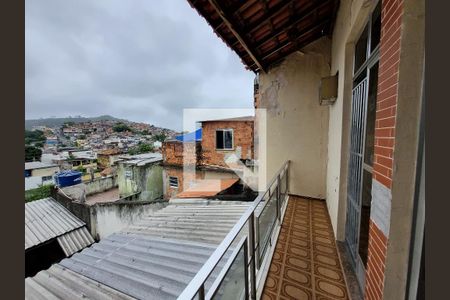 Casa à venda com 350m², 3 quartos e 3 vagas Casa à venda com 350m², 3 quartos e 3 vagasVaranda quarto 2