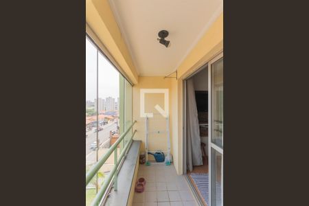 Sacada da sala de apartamento à venda com 3 quartos, 40m² em Vila Anhanguera, Campinas