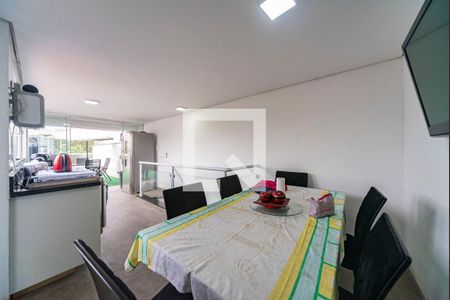 Apartamento à venda com 140m², 3 quartos e 2 vagasCozinha 