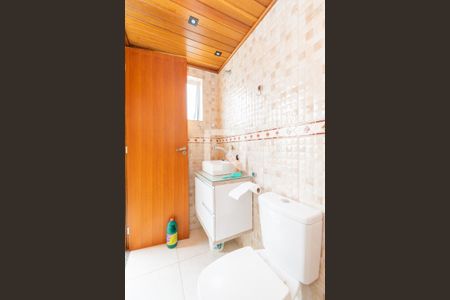 Casa de condomínio à venda com 57m², 3 quartos e 1 vagaBanheiro 2