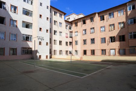 Apartamento para alugar com 75m², 2 quartos e 1 vagaQuadra