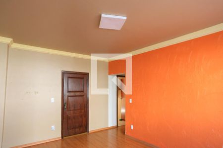 Sala de apartamento para alugar com 2 quartos, 75m² em Cidade Nova, Belo Horizonte