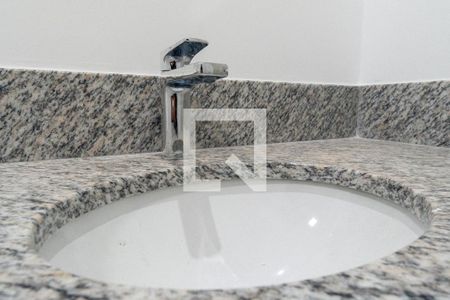 Apartamento para alugar com 37m², 1 quarto e sem vaga Apartamento para alugar com 37m², 1 quarto e sem vagaBanheiro Detalhe