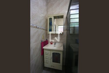 Casa à venda com 280m², 3 quartos e 2 vagasBanheiro