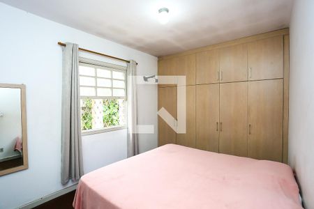 Casa à venda com 280m², 3 quartos e 2 vagasQuarto 3