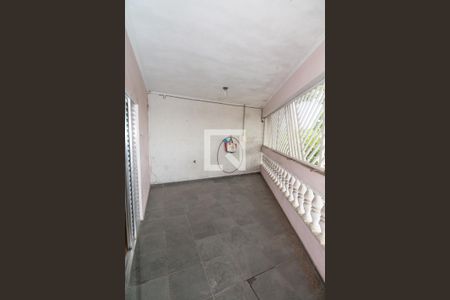 Casa à venda com 293m², 3 quartos e 4 vagasVaranda Suíte