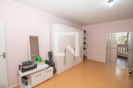 Casa à venda com 293m², 3 quartos e 4 vagasSuíte