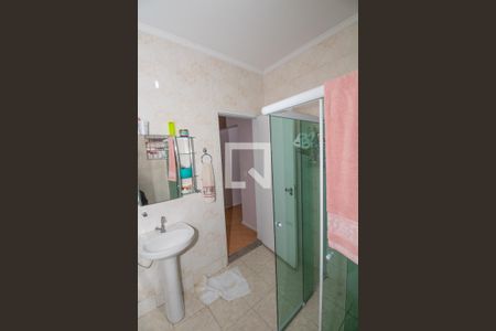 Casa à venda com 293m², 3 quartos e 4 vagasBanheiro Social Superior