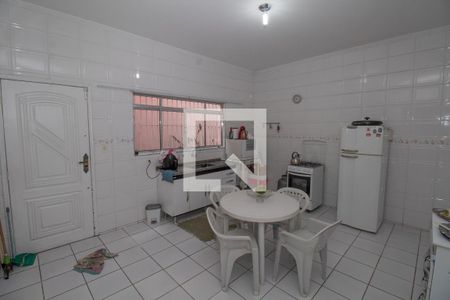 Casa à venda com 293m², 3 quartos e 4 vagasCozinha Inferior