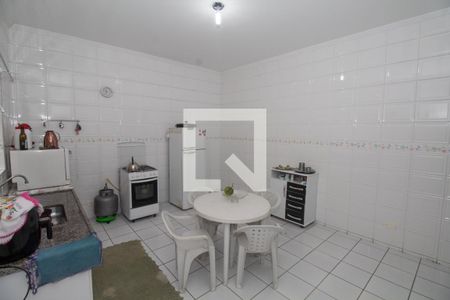 Casa à venda com 293m², 3 quartos e 4 vagasCozinha Inferior