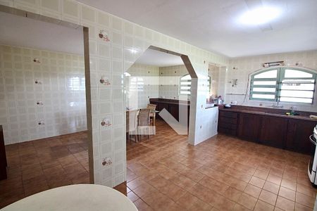 Casa para alugar com 600m², 6 quartos e 5 vagas Casa para alugar com 600m², 6 quartos e 5 vagasCozinha