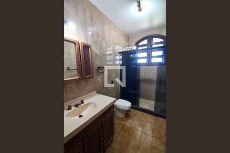 Casa para alugar com 600m², 6 quartos e 5 vagas Casa para alugar com 600m², 6 quartos e 5 vagasBanheiro Social 1