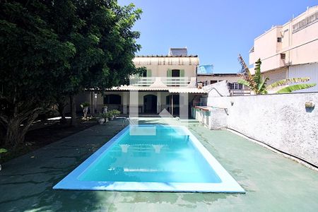 Casa para alugar com 600m², 6 quartos e 5 vagas Casa para alugar com 600m², 6 quartos e 5 vagasPiscina