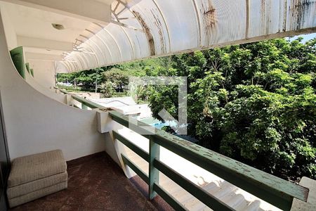 Casa para alugar com 600m², 6 quartos e 5 vagas Casa para alugar com 600m², 6 quartos e 5 vagasVaranda Área de jogos