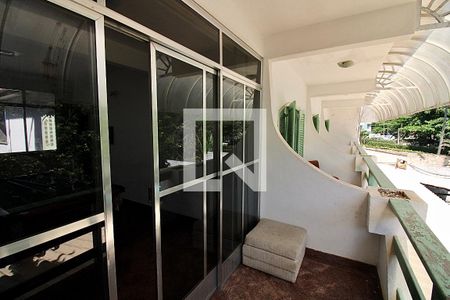 Casa para alugar com 600m², 6 quartos e 5 vagas Casa para alugar com 600m², 6 quartos e 5 vagasVaranda Área de jogos