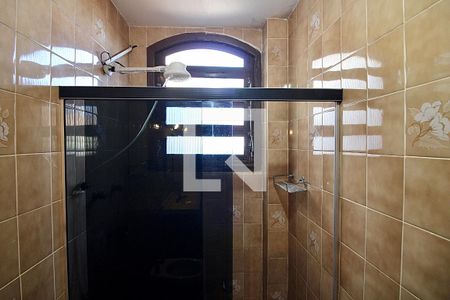 Casa para alugar com 600m², 6 quartos e 5 vagas Casa para alugar com 600m², 6 quartos e 5 vagasBanheiro da Suíte 2v