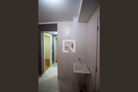 Apartamento à venda com 33m², 2 quartos e sem vaga Apartamento à venda com 33m², 2 quartos e sem vagaÁrea de Serviço