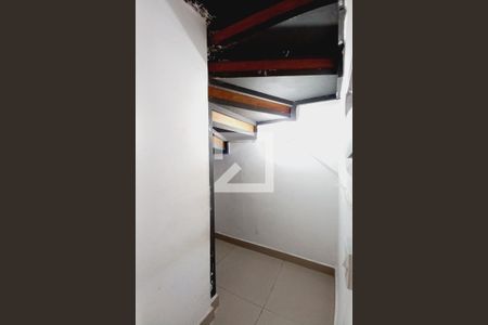 Casa de condomínio à venda com 185m², 3 quartos e 2 vagasDespensa