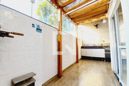 Casa de condomínio à venda com 185m², 3 quartos e 2 vagasÁrea comum - Churrasqueira