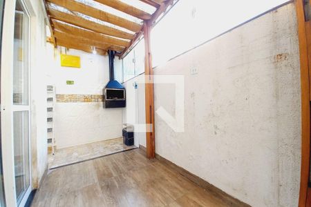 Casa de condomínio à venda com 185m², 3 quartos e 2 vagasÁrea comum - Churrasqueira