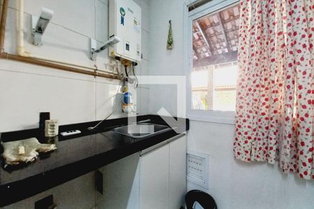Casa de condomínio à venda com 185m², 3 quartos e 2 vagasÁrea de Serviço