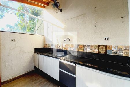 Casa de condomínio à venda com 185m², 3 quartos e 2 vagasÁrea gourmet