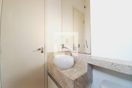 Casa de condomínio à venda com 185m², 3 quartos e 2 vagasBanheiro da Suíte