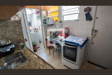 Apartamento para alugar com 75m², 2 quartos e 1 vagaCozinha