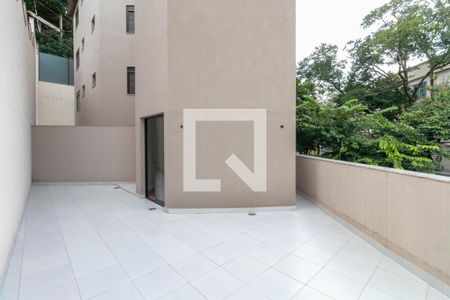 Apartamento à venda com 102m², 2 quartos e 2 vagasÁrea Externa Quarto 2