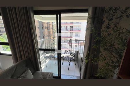 Sacada de kitnet/studio à venda com 1 quarto, 25m² em Pinheiros, São Paulo