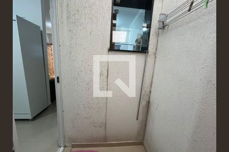 Apartamento à venda com 26m², 1 quarto e sem vagaVaranda