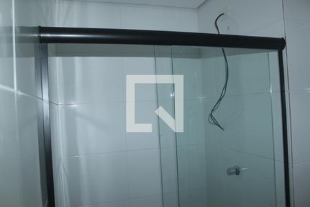 Banheiro de kitnet/studio para alugar com 1 quarto, 29m² em Jardim Anhanguera, São Paulo