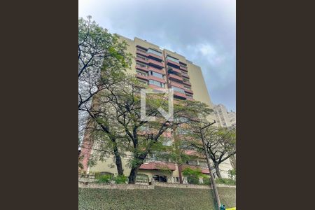 Apartamento à venda com 178m², 3 quartos e 2 vagasFachada