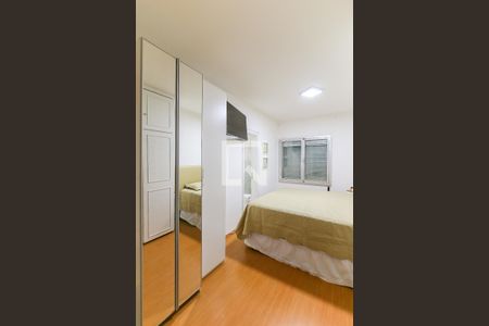 Apartamento à venda com 178m², 3 quartos e 2 vagasQuarto 3