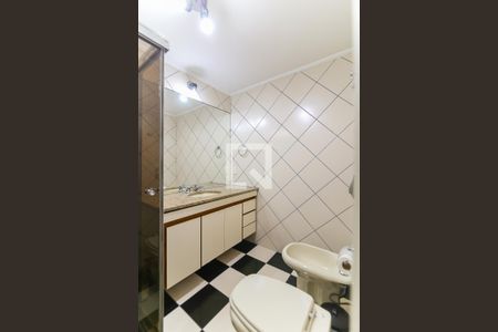 Apartamento à venda com 178m², 3 quartos e 2 vagasBanheiro da Suíte 1