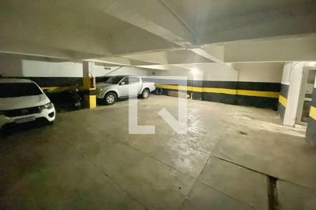 Apartamento à venda com 130m², 2 quartos e 1 vaga Apartamento à venda com 130m², 2 quartos e 1 vagaGaragem