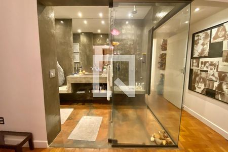 Apartamento à venda com 130m², 2 quartos e 1 vaga Apartamento à venda com 130m², 2 quartos e 1 vagaSuite Quarto 2