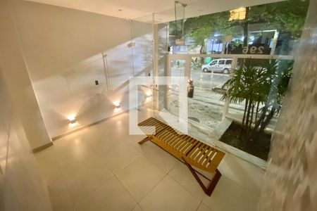 Apartamento à venda com 130m², 2 quartos e 1 vaga Apartamento à venda com 130m², 2 quartos e 1 vagaPortaria