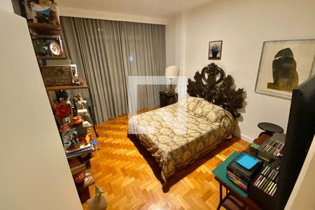 Quarto 1 de apartamento à venda com 2 quartos, 130m² em Copacabana, Rio de Janeiro