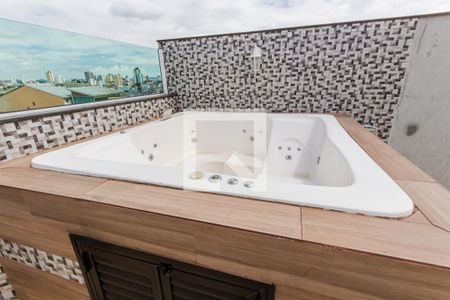 Apartamento à venda com 109m², 2 quartos e 2 vagas Apartamento à venda com 109m², 2 quartos e 2 vagasJacuzzi