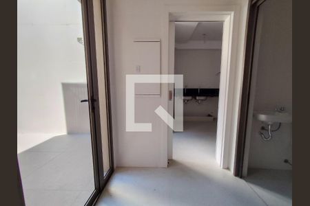 Apartamento à venda com 247m², 4 quartos e 4 vagasVaranda
