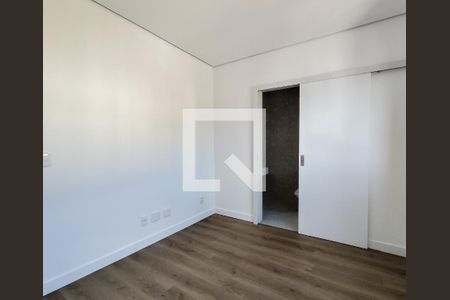 Apartamento à venda com 247m², 4 quartos e 4 vagasQuarto 4