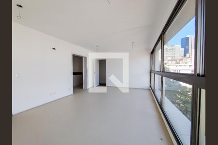 Apartamento à venda com 148m², 4 quartos e 4 vagasSala