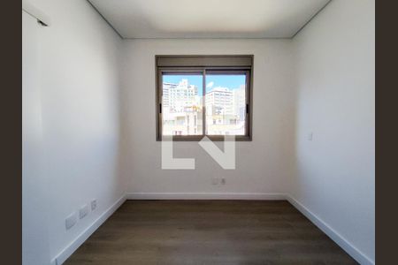 Apartamento à venda com 148m², 4 quartos e 4 vagasQuarto 02