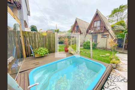 Área comum - Piscina de kitnet/studio para alugar com 1 quarto, 57m² em Cachoeira do Bom Jesus Leste, Florianópolis