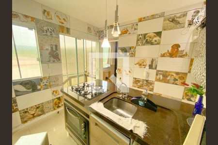 Cozinha de kitnet/studio para alugar com 1 quarto, 57m² em Cachoeira do Bom Jesus Leste, Florianópolis