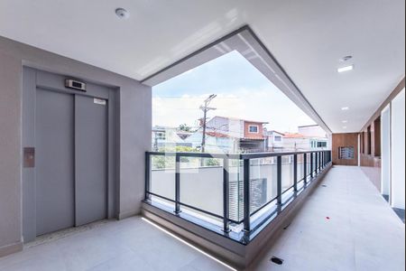 Apartamento à venda com 47m², 2 quartos e sem vaga Apartamento à venda com 47m², 2 quartos e sem vagaÁrea Comum