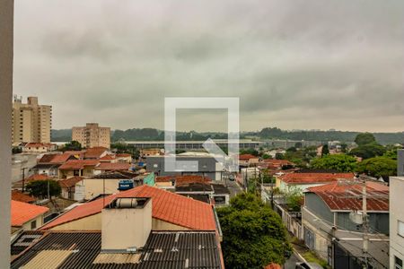 Vista Quarto 2 de apartamento para alugar com 2 quartos, 43m² em Vila Guarani, São Paulo