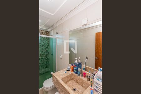 Casa à venda com 123m², 3 quartos e 2 vagasBanheiro suite