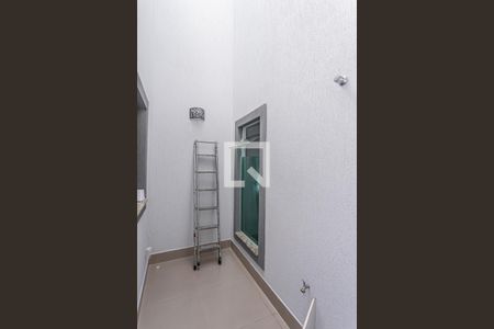 Casa à venda com 123m², 3 quartos e 2 vagasJardim de inverno